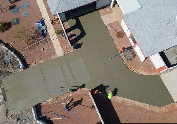 Concrete Driveway Finishing in Roseville